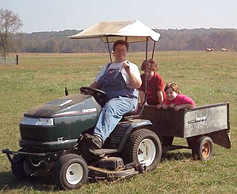 Claudia gives Aubrey and Jessie a ride